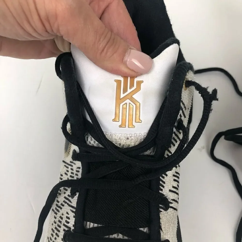 Nike Zoom Kyrie Irving Flytrap II sneakers